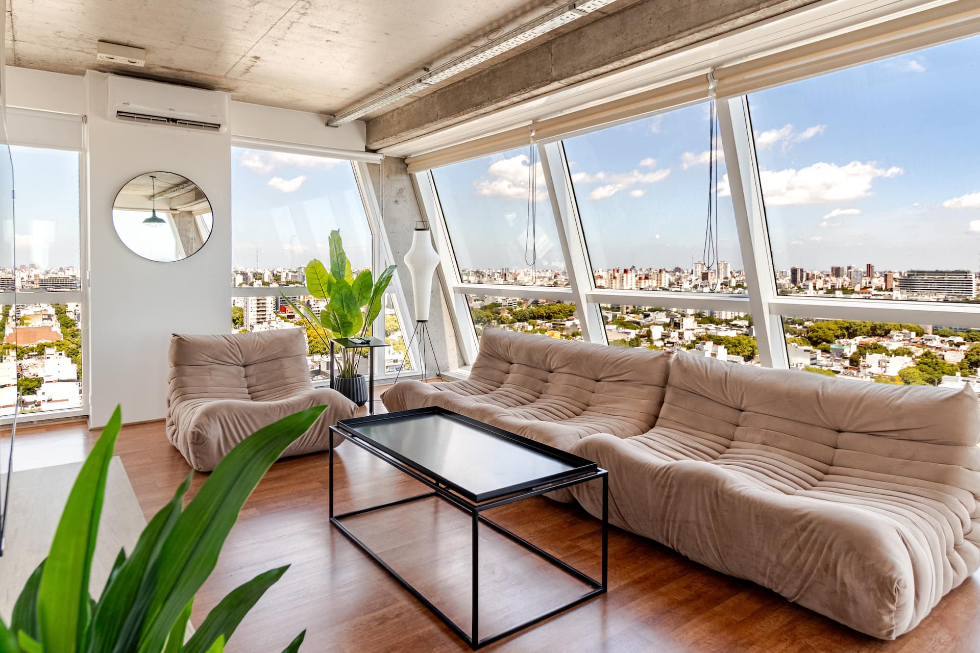 Apartamento reformado de 2 dormitórios em Palermo