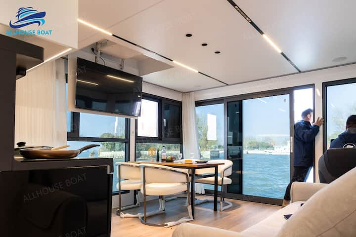 Diamond Hausboot Bj2026
2 Schlafz. Klima Terrasse - Heiligenhafen