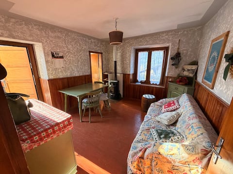 Annuncio Airbnb popolare: Simple Mountain Apartment with a Beautiful View a San Vito Di Cadore