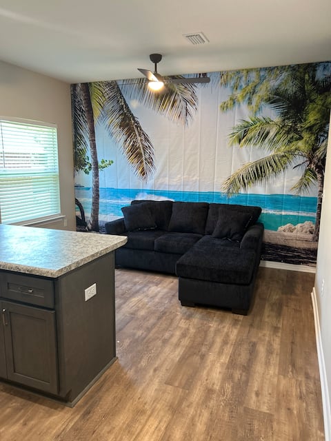 Top performing Airbnb: Mills 75 suite B in Warrington