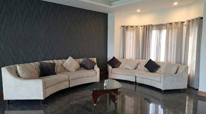 Residencia En Canteras - Chihuahua
