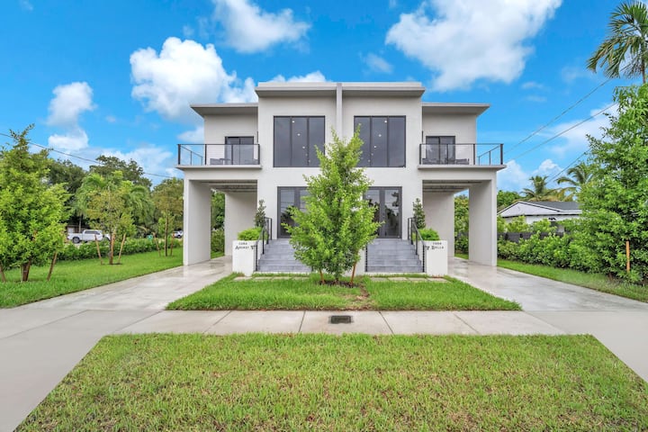 Miami Palm Villas - Family - Entire 8br-6ba - 마이애미