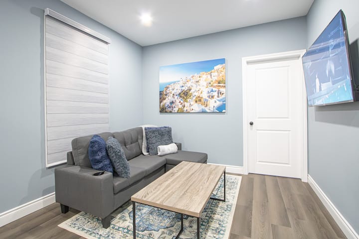 Executive Suite | Soundproof | Steps To Wortley - London