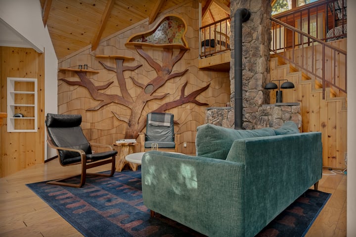 Woodland Cabin Treetop Experience With Spa - Crestline, CA