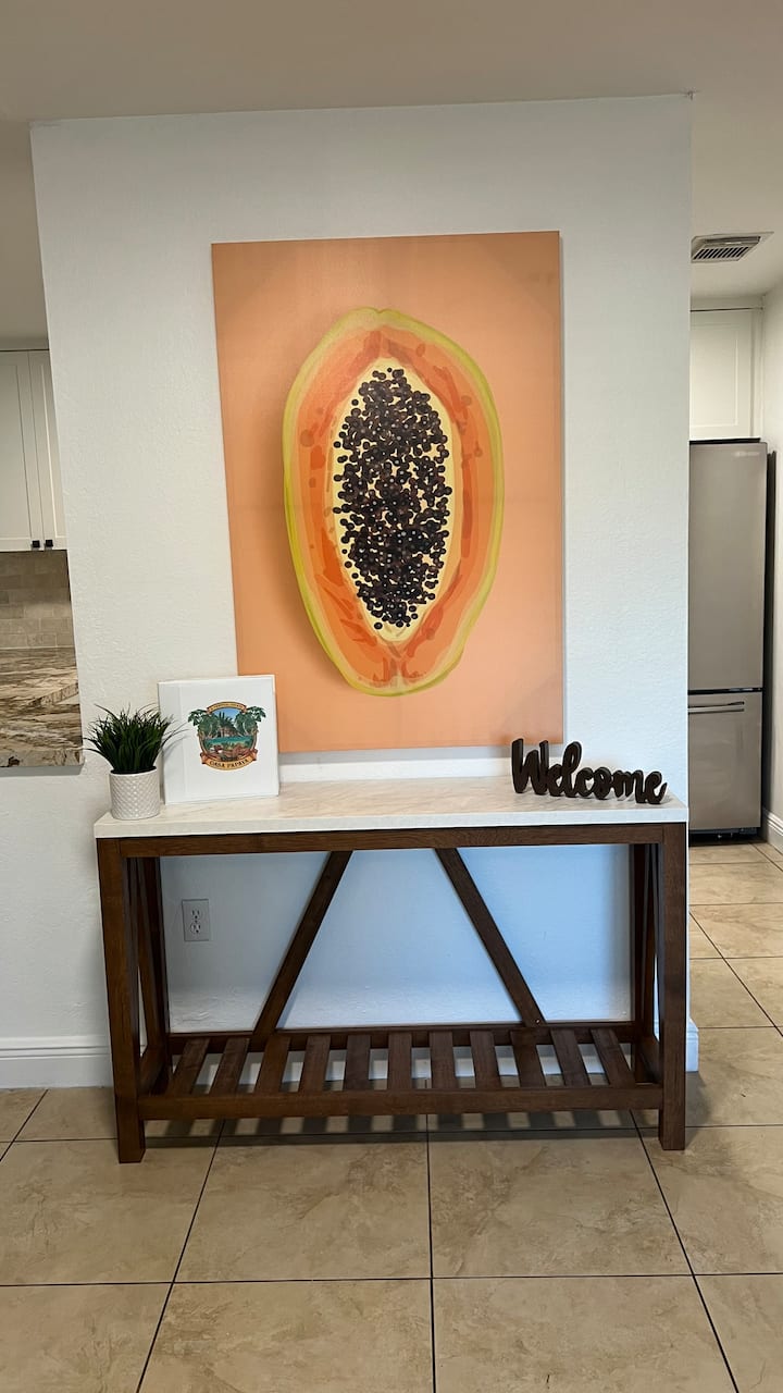 Fruit-included Tropical Residency · Private Oasis - Homestead, FL