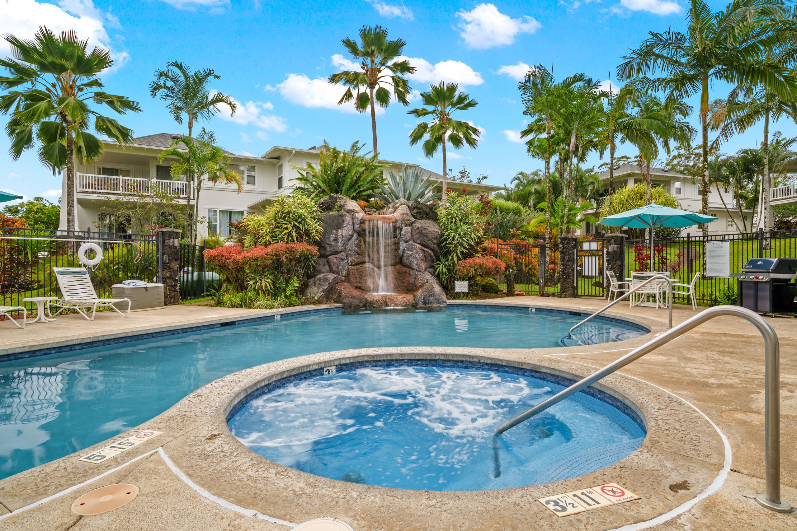 Townhouse in Princeville · ★5.0 · 2 bedrooms · 3 beds · 2 baths - Image 46