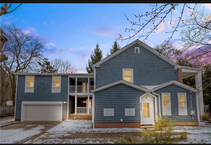 Spacious Home For 17 Near Hof And Wedding Venues - Canton, OH