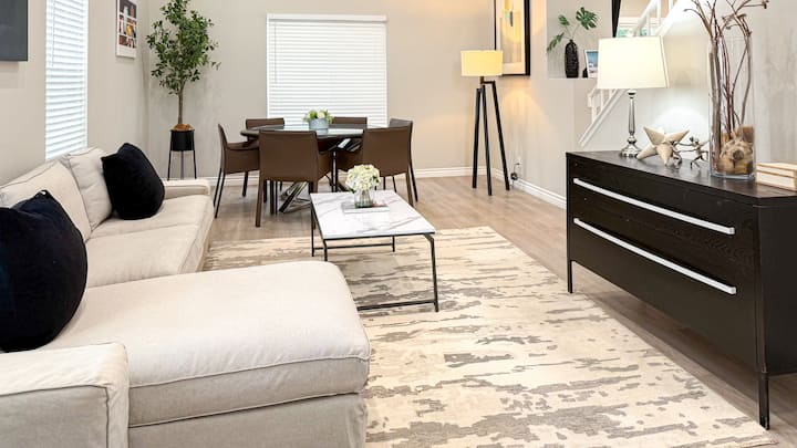 Elegant Modern Home Near Mary Vagle | Honest Homes - Fontana