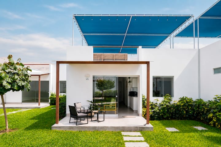 Marina® Oceanfront 3br Beach House W/ Pool - Perú