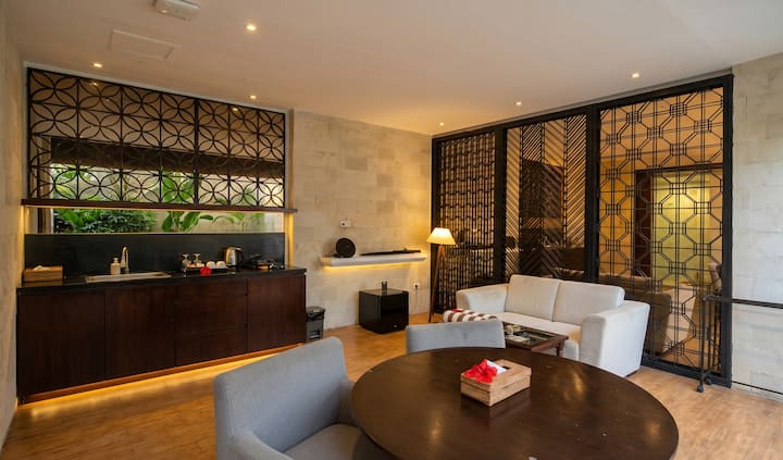 Affordable Private Pool Villa At Jimbaran Area - Jimbaran
