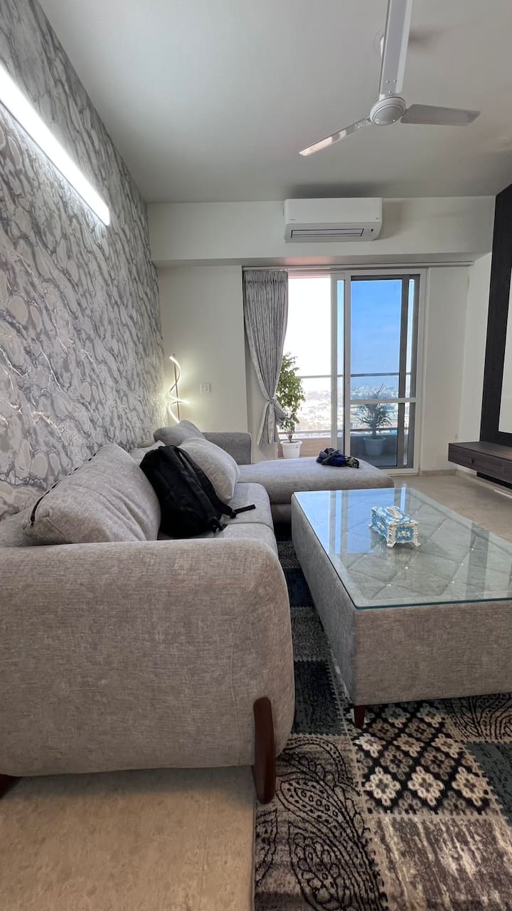 Pastel Privé | Exclusive High-rise Park-view 2bhk - Delhi