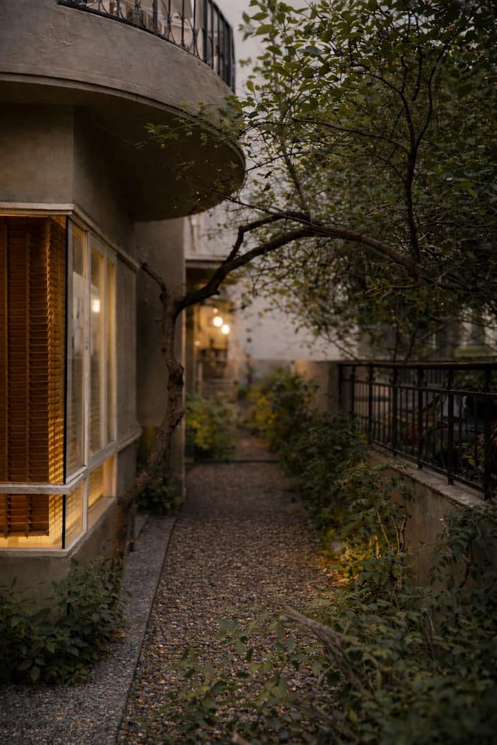 Bliss - By Nirvana - Spacious 3bhk | Dlf Phase Ii - 古爾岡