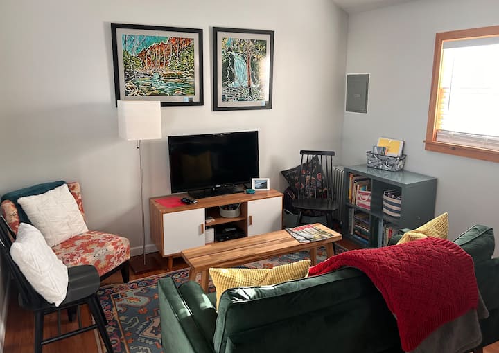 Downtown Weaverville Cottage - Weaverville, NC