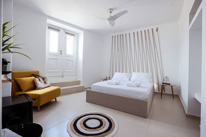 Whitelist Suite Paraportiani In Mykonos Town - Mykonos