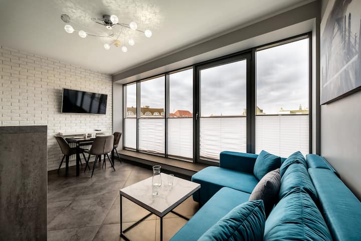 Rentplanet — Krawiecka Vi Apartment - Breslau
