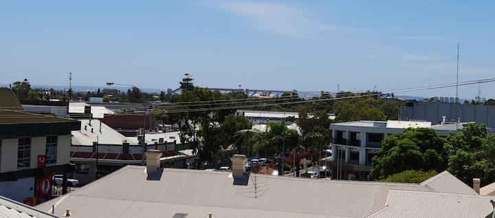 Loft Above Heritage Home In Bunbury Cbd - Bunbury