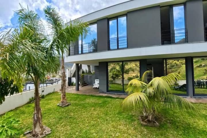 Sal E Pimenta House - A Wellbeing Retreat - Machico