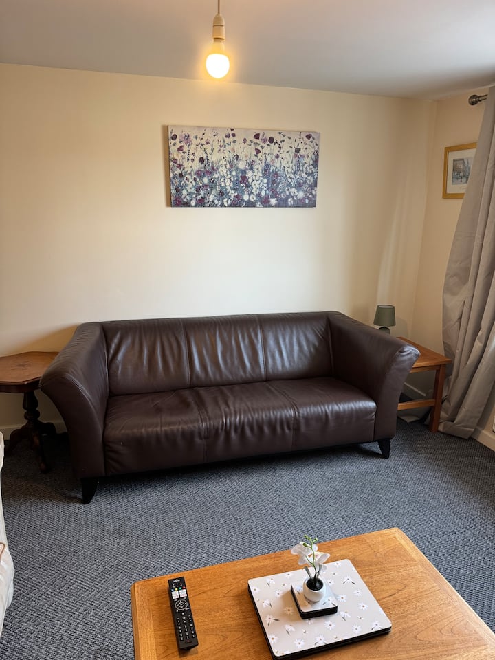 Warm Sleeps6 Bath | Shops Bars Beach Central Ryde - Isle of Wight