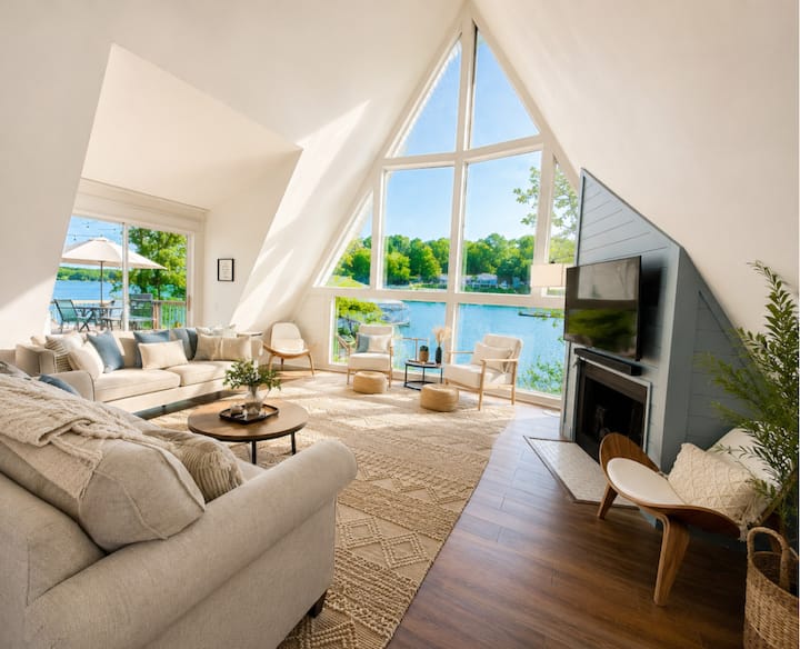 Lakefront Lux 3bd/2.5ba/dock/firepit-pet Frndly-12 - Lake Ozark, MO