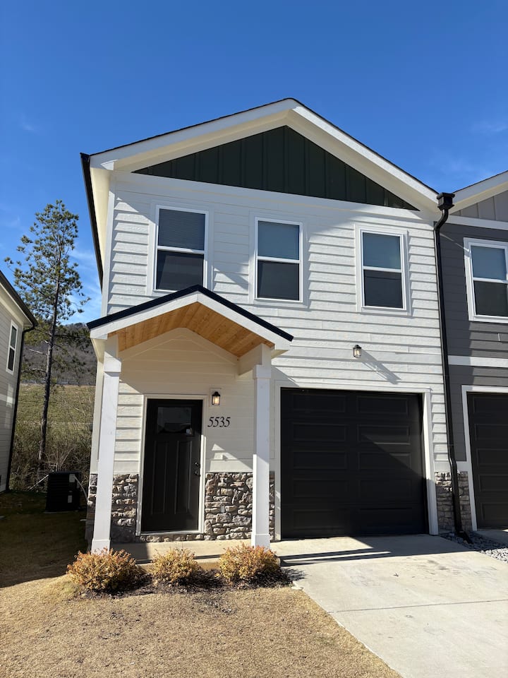 Modern Townhome In Chattanooga, Tn - Chattanooga, TN