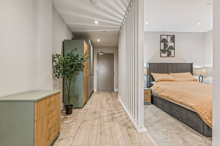 Premium City Centre Studio Sleeps 4 Modern Central - Leicester
