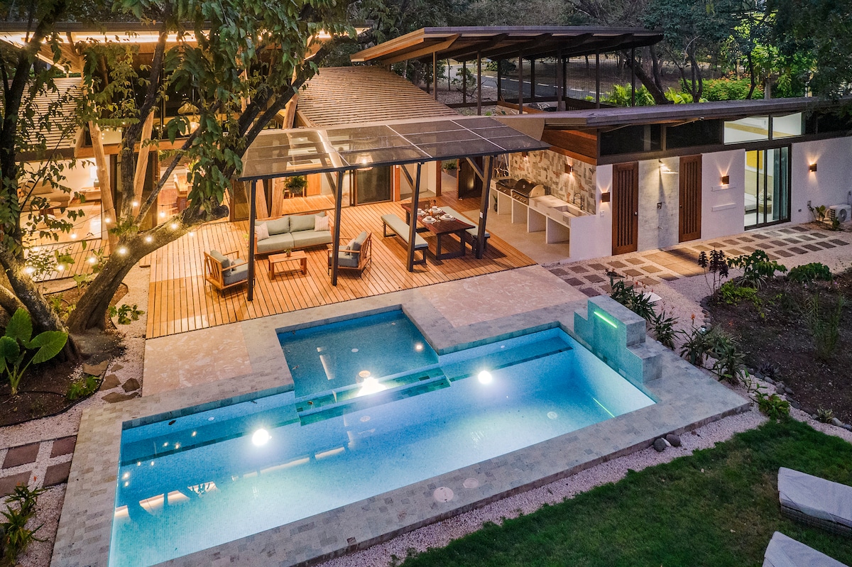 Luxury Jungle Villa | Pool, Cinema & Cleaner
