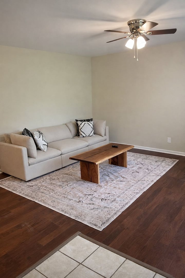 Moncks Landing| 4br Getaway Near Lake & Charleston - Moncks Corner, SC