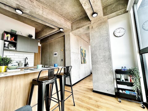 Top Airbnb: Modern apartment + WiFi | Coworking | US Embassy en Teusaquillo