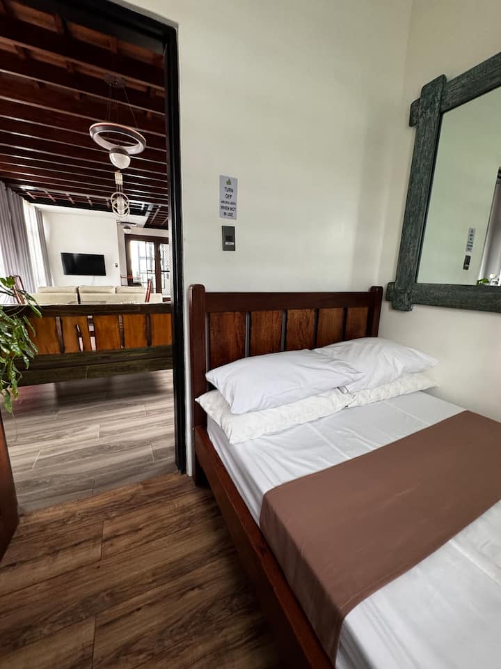 غرفة في الطابق الأرضي