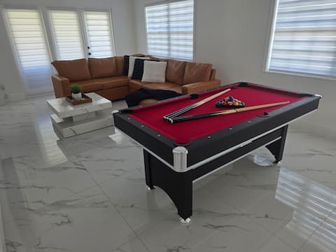 Top performing Airbnb: Live Tampa Like Never Before in Plaza Terrace