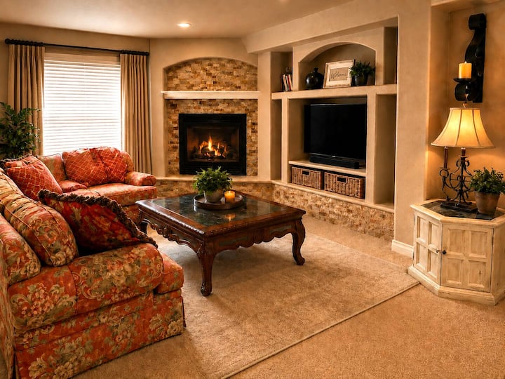 Cozy 2br Basement Suite Golf, Fireplace, Rec Pool - Highlands Ranch, CO