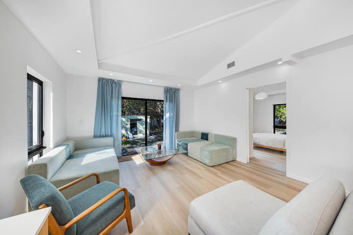 Central Miami Designer House In Buena Vista Design - Miami