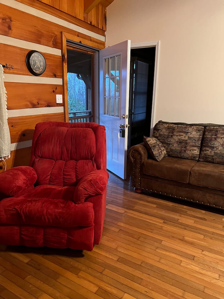 Lazy Days Lodging Cosby Cabin - Cosby, TN