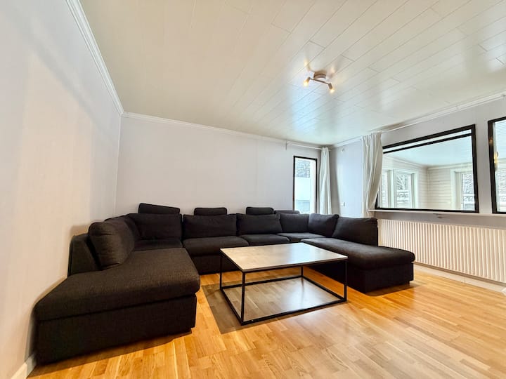 Workers & Travelers Favorite Home - Gothenburg