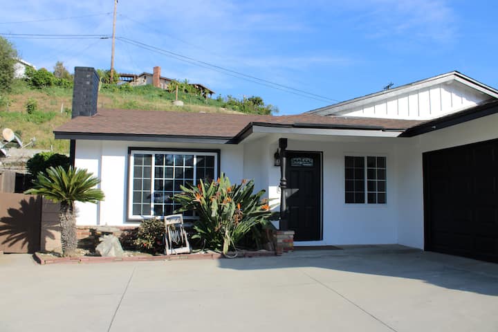Newly Renovated 3br Monterey Park Nurses/pros Ev - Pico Rivera, CA