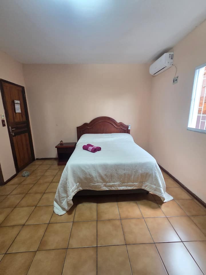 საძინებელი 1