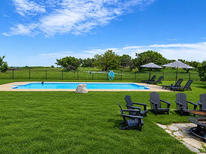 Heated Pool | Hot Tub | Large Home | Orchard Views - Lake Michigan Beach, MI
