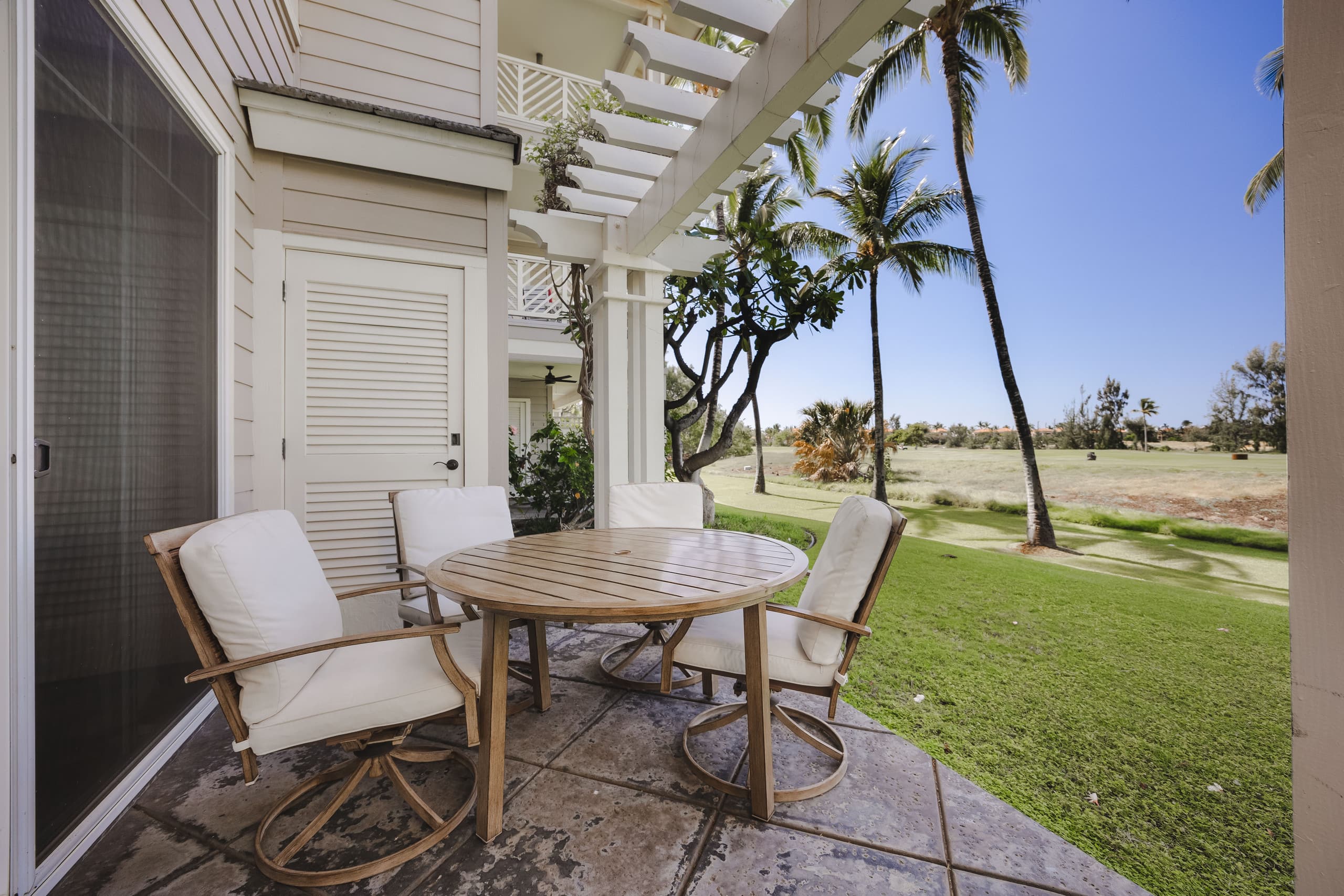 Golf View 3BD Villa / Infinity Pool / King beds - Photo 46