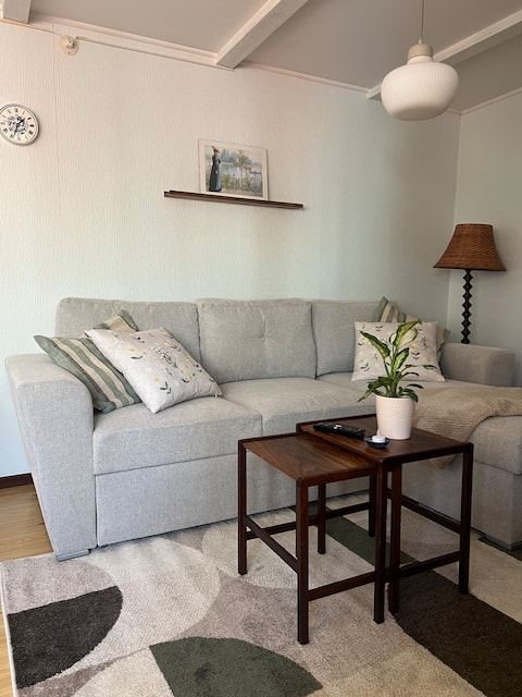 Popular Airbnb listing: Lillaskog - Cottage with heated hot tub by the forest in Hässleholm