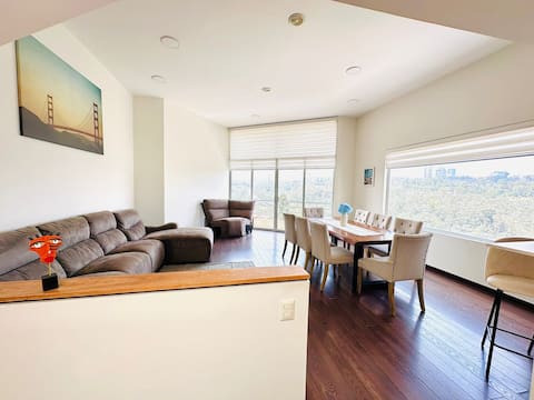 Popular Airbnb listing: Apartment 15 min from Santa Fe, panoramic view in Lomas De Santa Fe