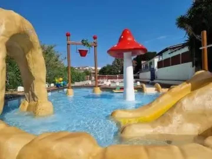 Zecamping 2* Mobil Home 22m² Piscine - Pietra Ligure