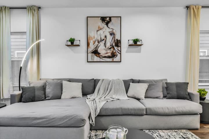 Noir Haus - 3br-10 Mins Dt-modern Design-new Build - Dallas, TX