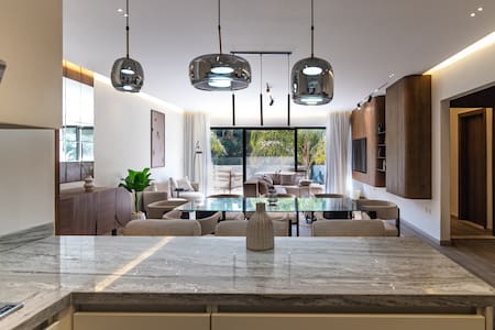 The Dream Home 2BR, Lakeview residence — 5