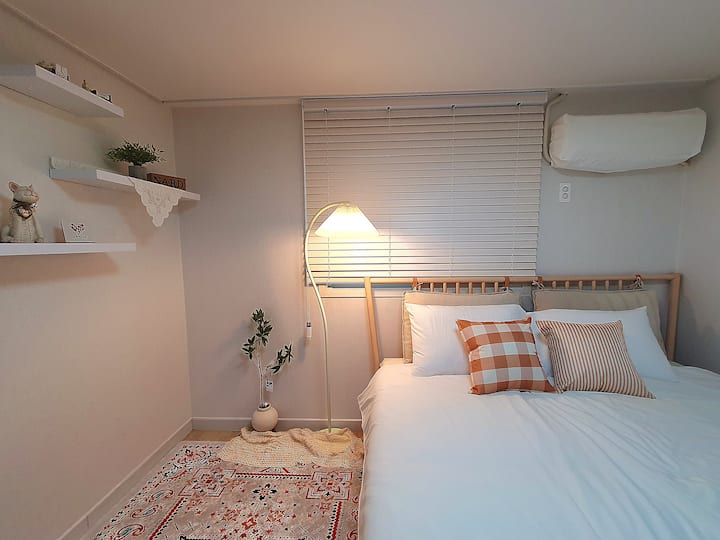 غرفة النوم 1