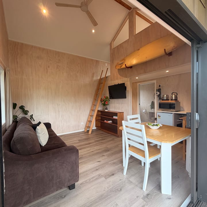 Palm Tree Studio - Waihi