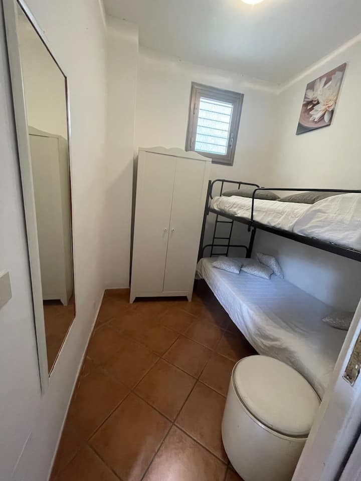 Bungalow In Pieno Centro E Spiaggia A 5 Minuti - Terracina