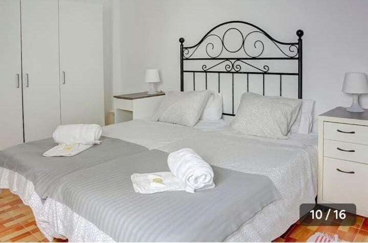 Propiedad de Airbnb exitosa: Red Cross Oasis en León Xiii Los Naranjos