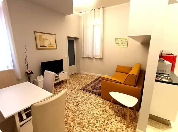 Casanova Apartment, Near The Train Station - Lido