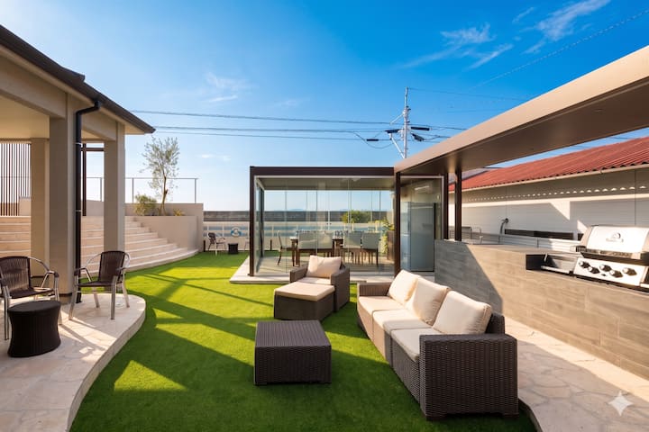 Up To 16 Ppl｜sea View & Waterfront｜pool｜matsuyama - Ehime