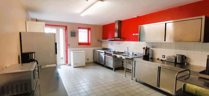 Le Pressoir - Gîte De 33 Couchages - France